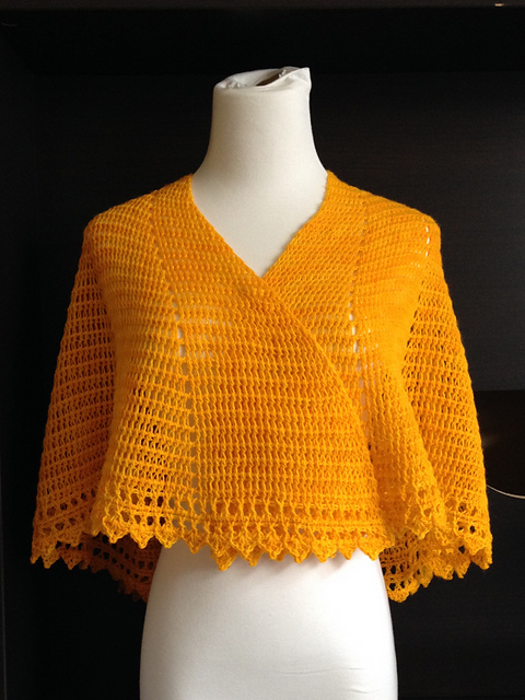 scialle traforato semicircolare uncinetto tunisino