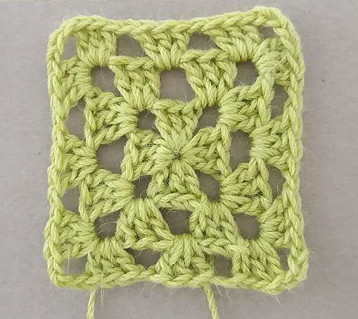 Campione quadratino Old America a uncinetto del filato Cotone bio, ortica e lana superwash di Onion