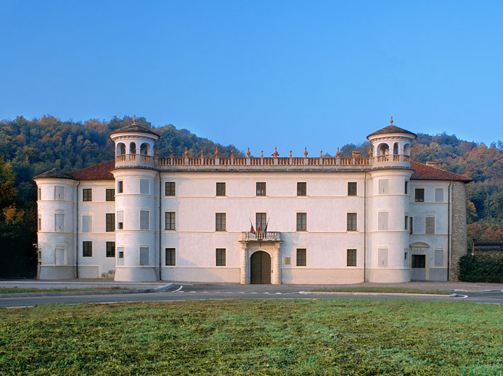 Filatoio Rosso di Caraglio