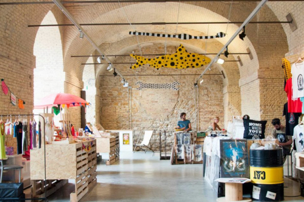 Mercato artigianale al WeeKenDoit