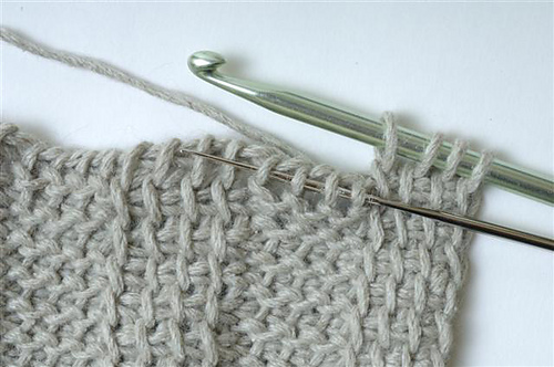 progetti veloci uncinetto tunisino Have it Both Ways Pillow