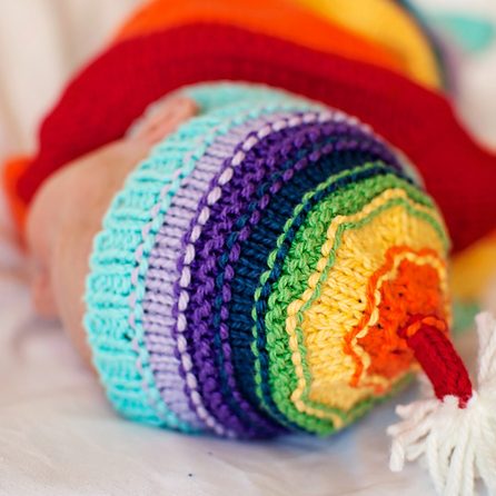 Il rainbod Baby Il Rainbow Baby Hat vi permette di riciclare gli avanzi