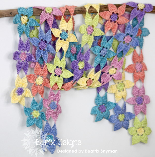 Tunisian Spring Flower Scarf Beatrix Snyman fiori uncinetto tunisino