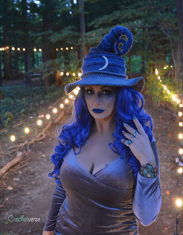 Twisted Witch Hat di Stephanie Pokorny halloween streghe ognissanti