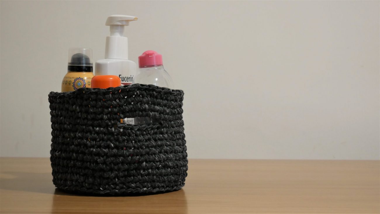 Cestino all'uncinetto