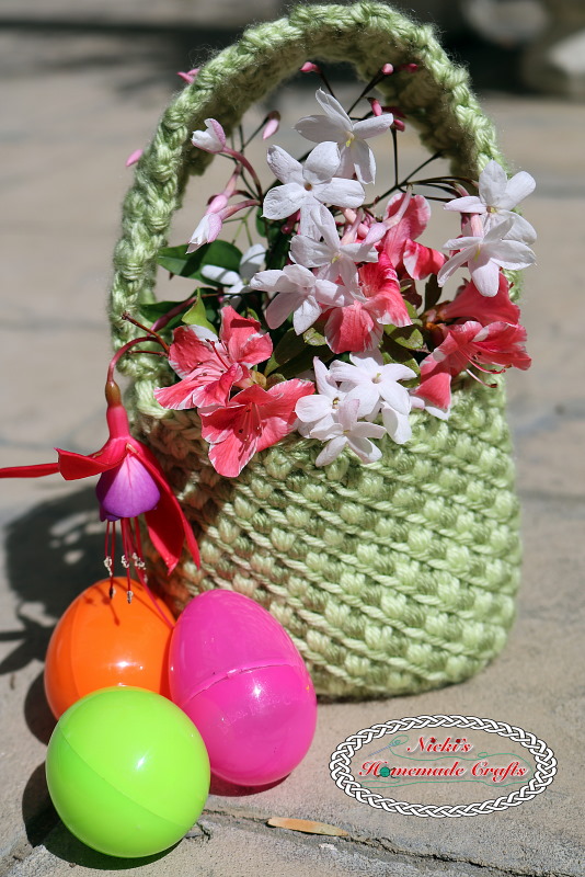 Mini Easter Basket Nicole Riley uova