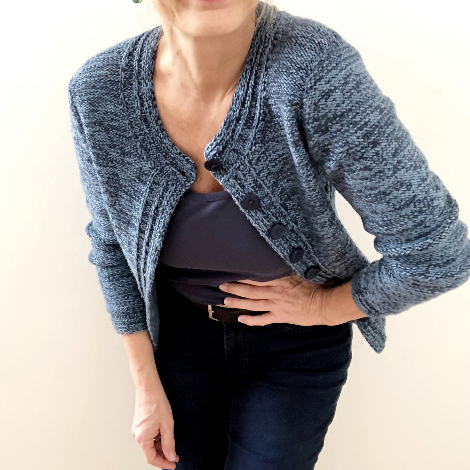 cardigan top down con manica a giro