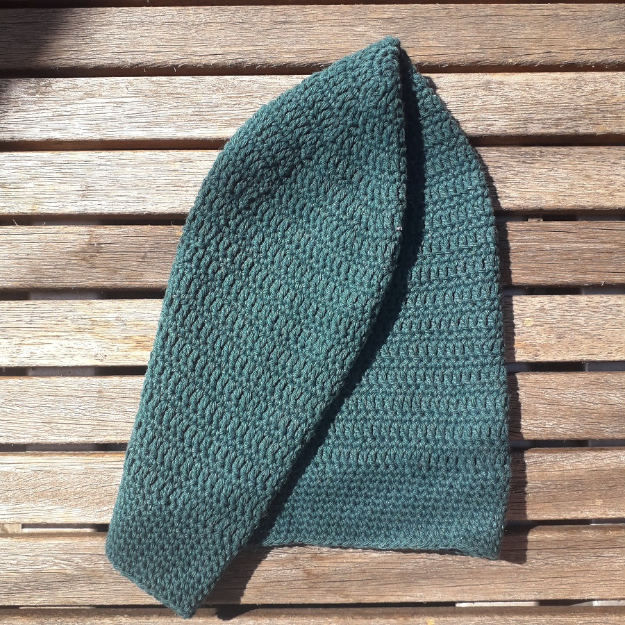 Cappellino Facilino: modello gratis top-down a uncinetto con filato Amore Cotton 300