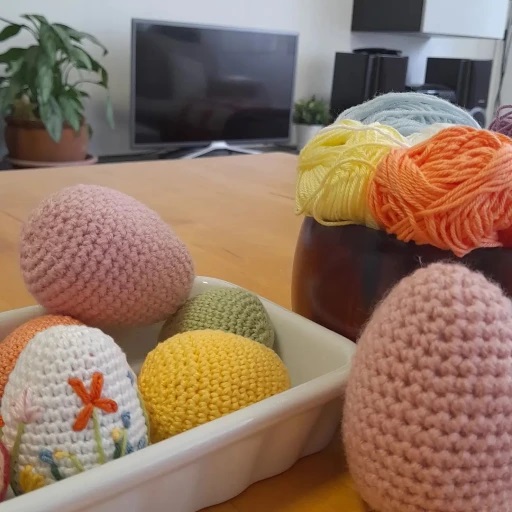 Pasqua 2013: il modello di uova amigurumi de Il bandolo della matassa.