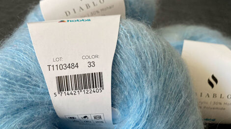 Un numero sulla fascetta indica il colore e il bagno