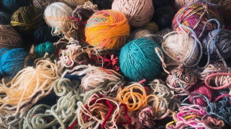 Gomitoli e avanzi di filato